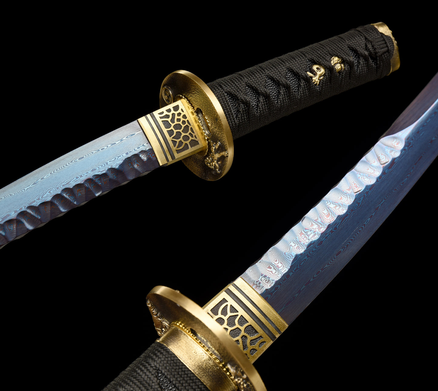 Metal crafts, handmade tanto, damarsteel steel, hand forged, full tang samurai sword, blue blade