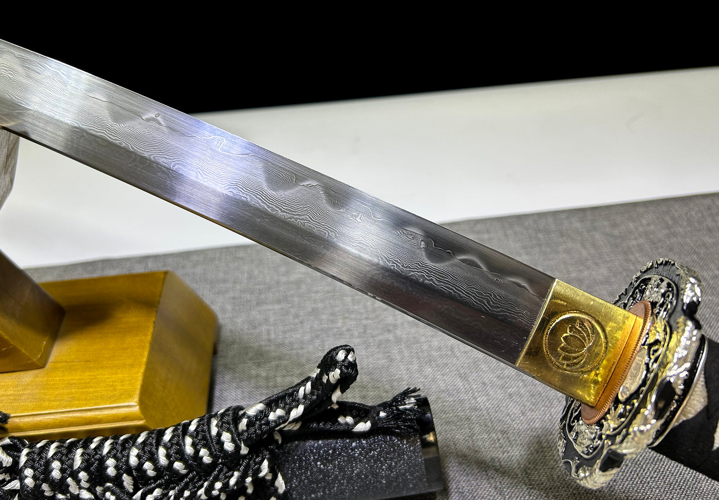 Collectibles, Damascus steel clip steel, full Tang sword， Burning Blade