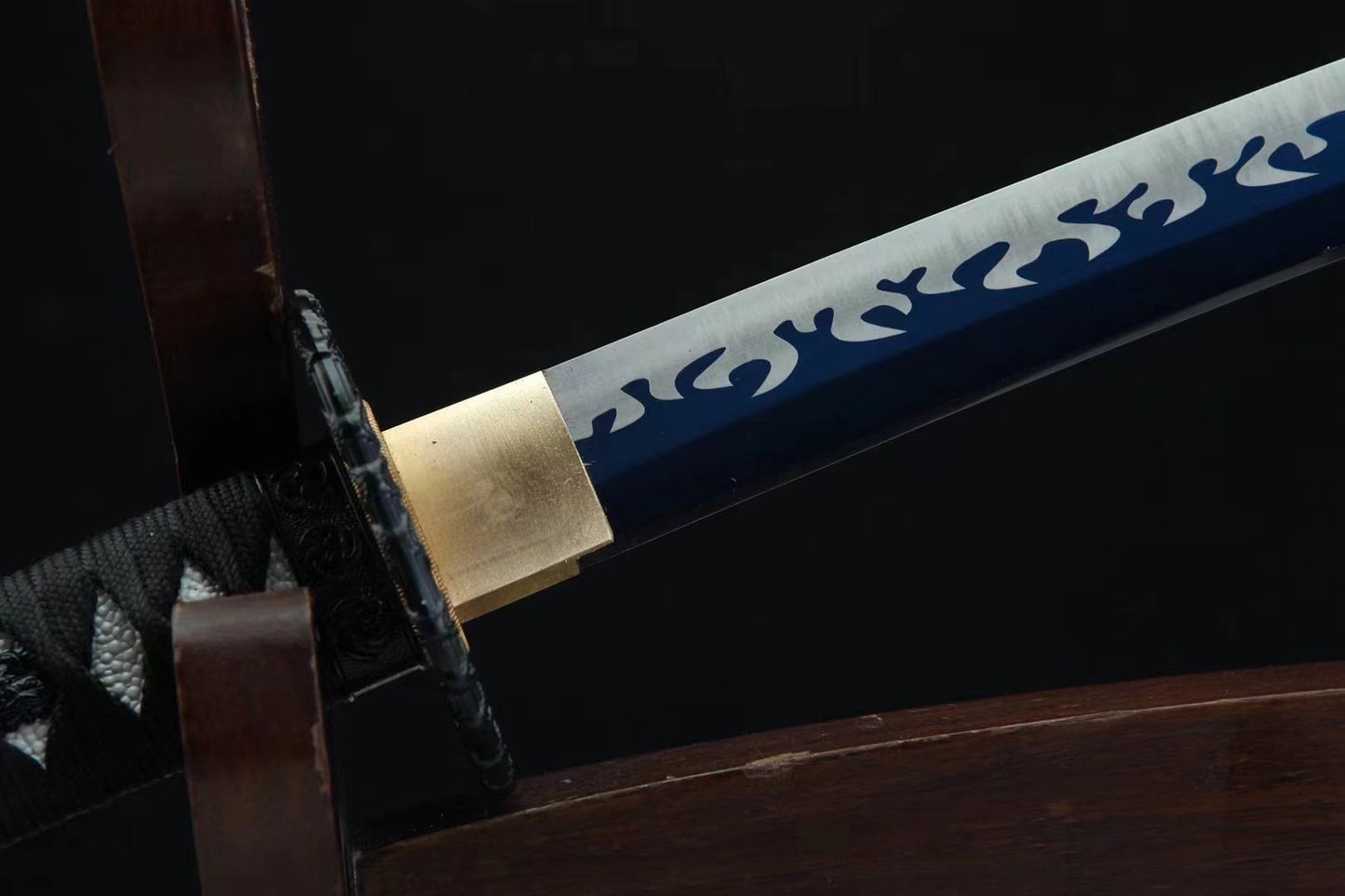 Collectible, handmade katana, blue blade, full Tang katana