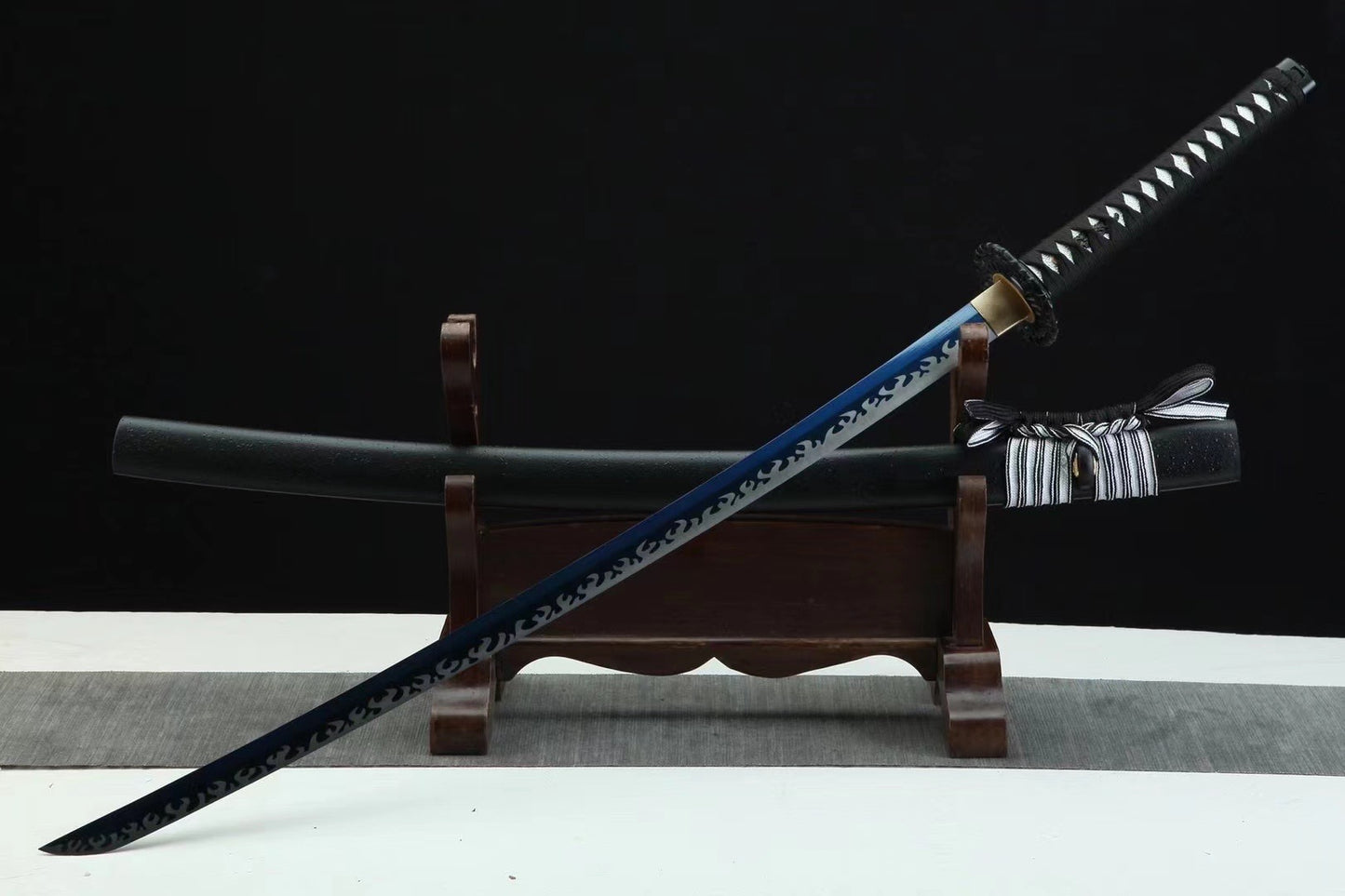 Collectible, handmade katana, blue blade, full Tang katana