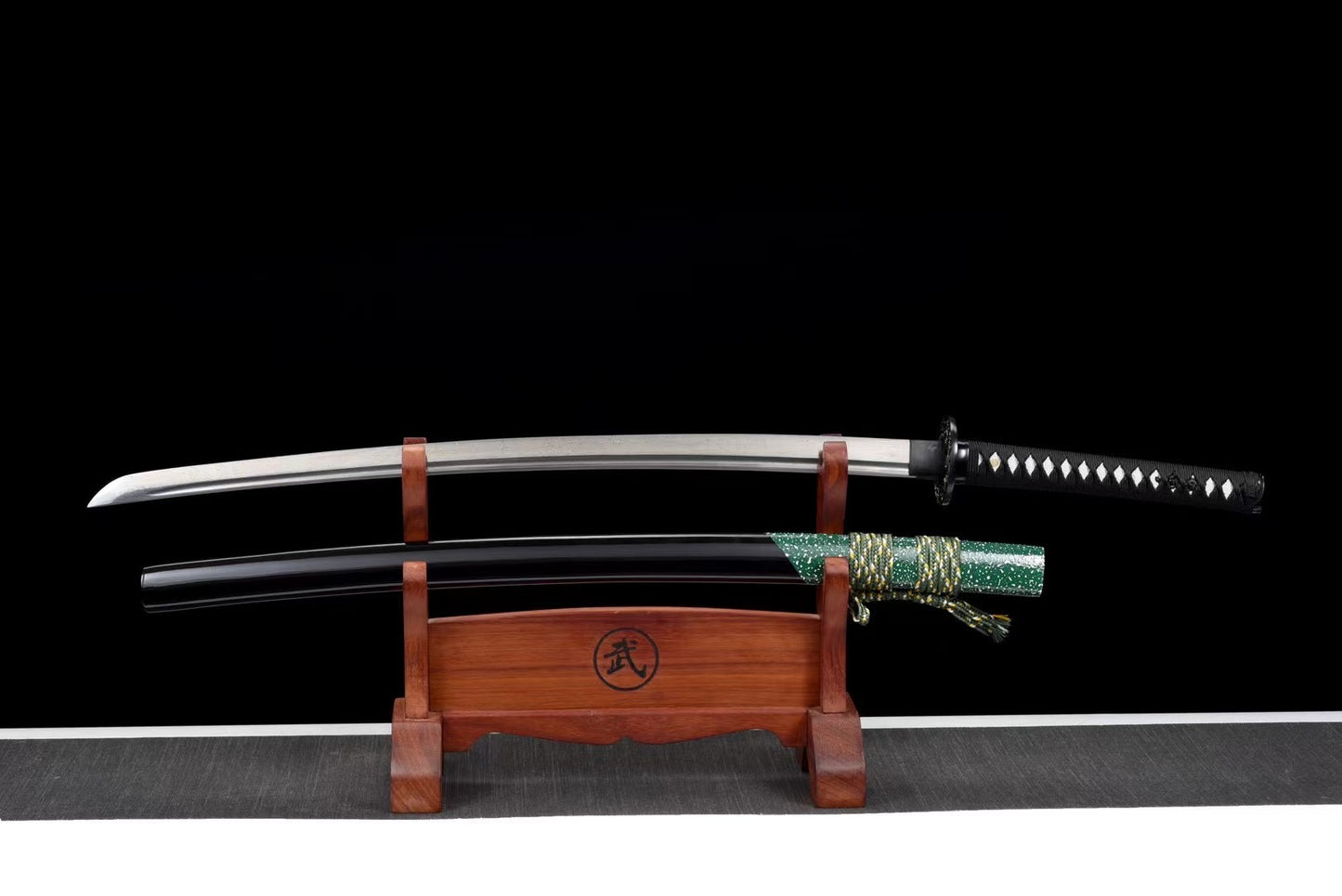 Damascus steel, handmade katana, japanese katana, quan tang