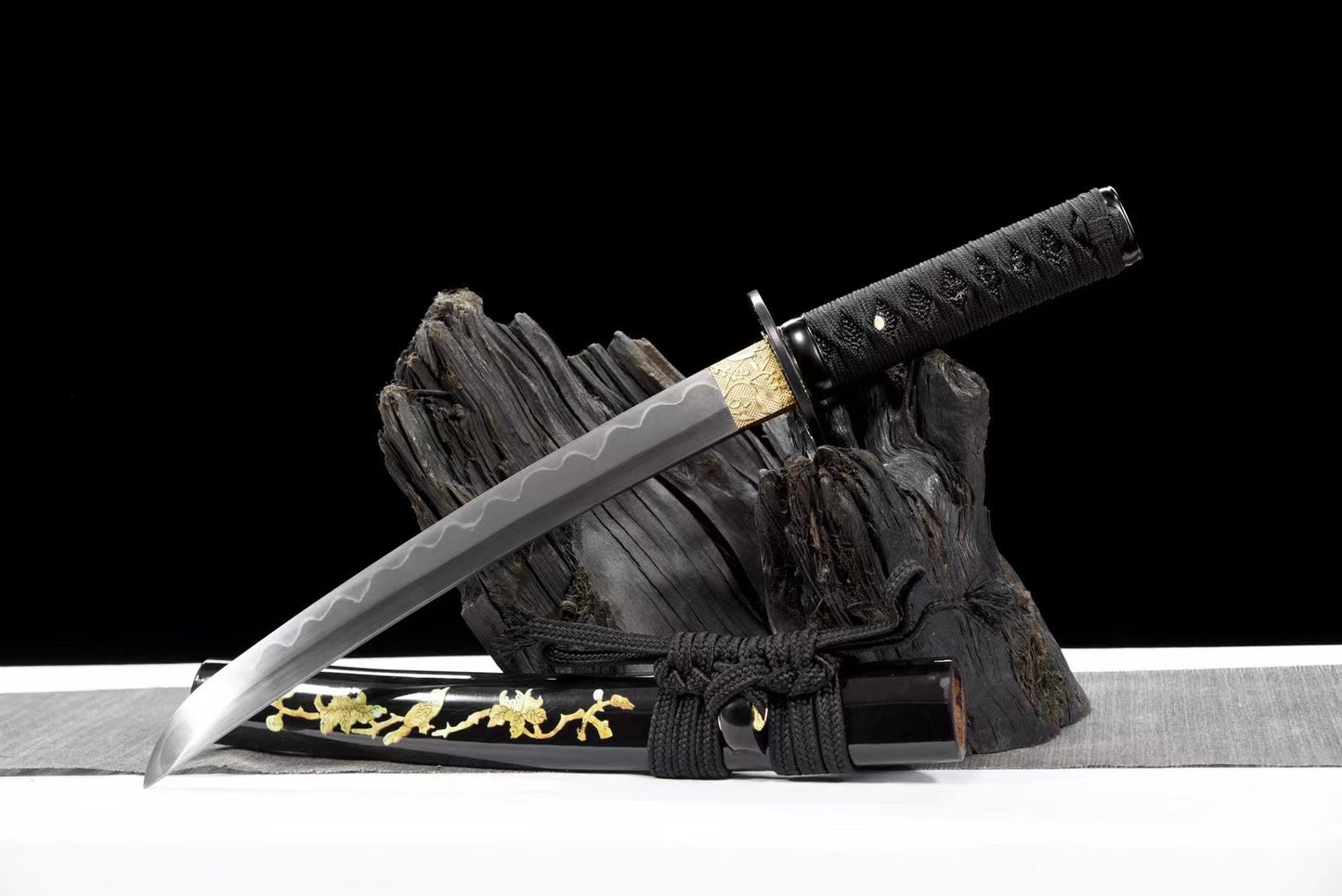 Collectibles, handmade tanto, burning blade, Damascus folding steel special quenching，real katana, full tang