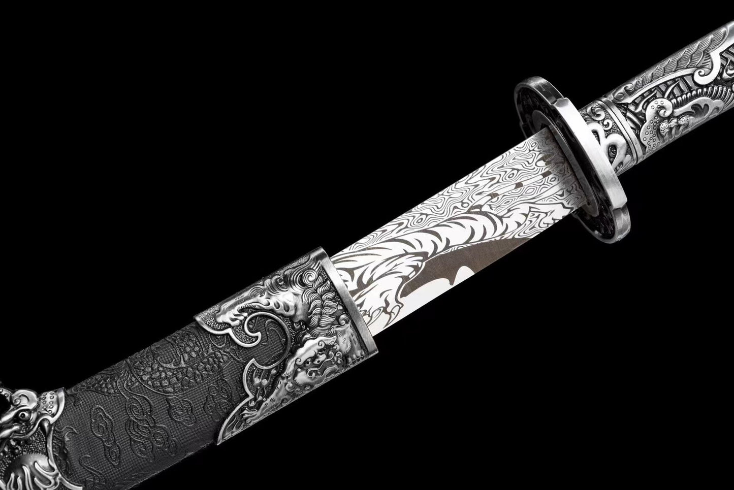 Collectible, handmade Chinese sword, high manganese steel